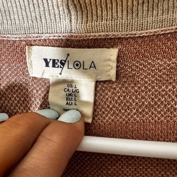 Women's Geometric Pattern Cardigan - Beige and Brown - Picture 7 of 7